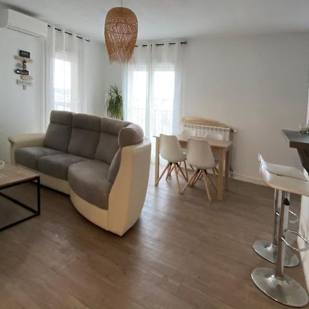 Appartement T2 Proche Centre Ville 이스틀 외부 사진