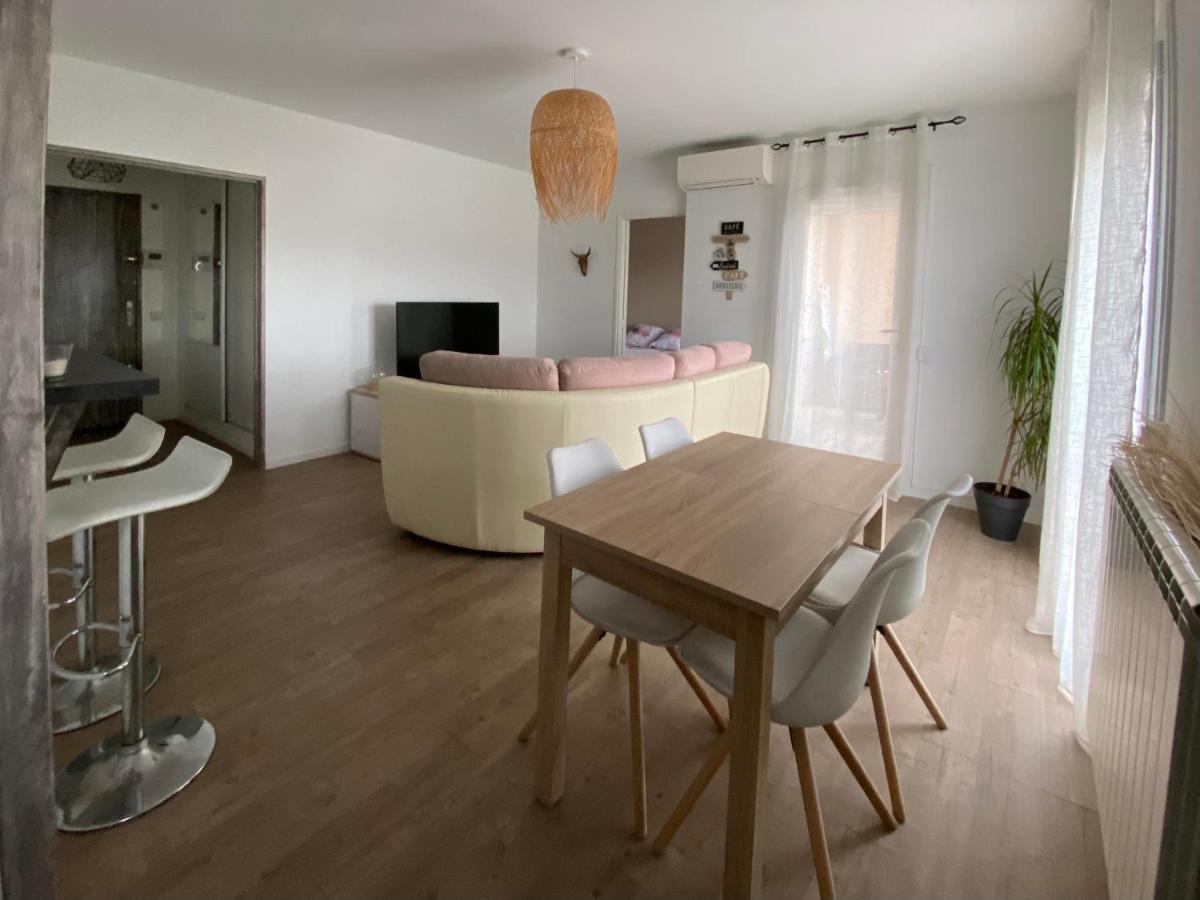 Appartement T2 Proche Centre Ville 이스틀 외부 사진